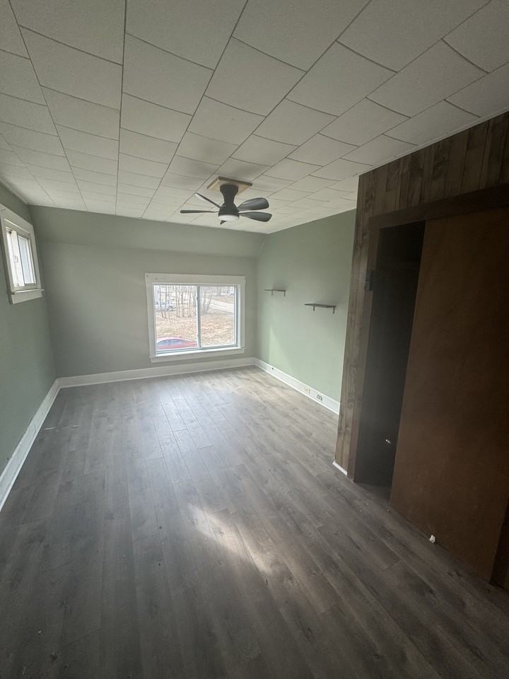 49 Shaw St #B - Photo 3 of 5