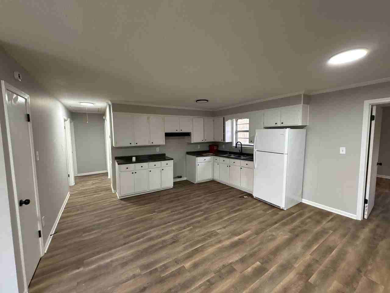 1116 Berrywood Ave #1 - Photo 2 of 9