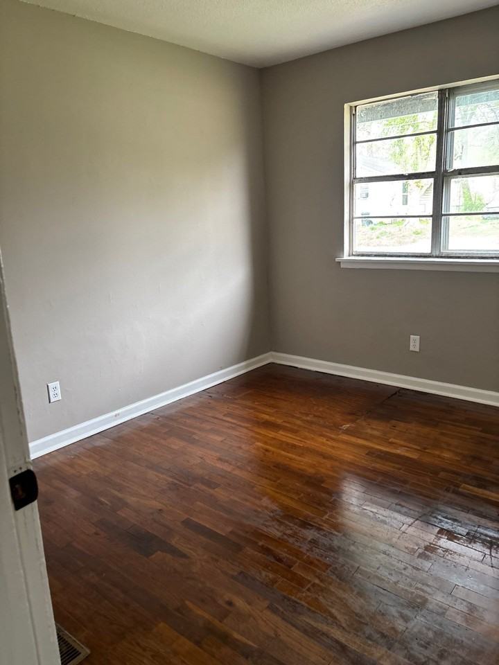 959 Norris St #1 - Photo 5 of 9