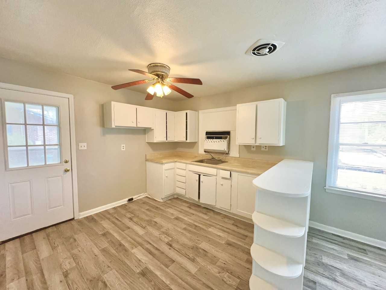 825 Bethune Dr #1 - Photo 6 of 24