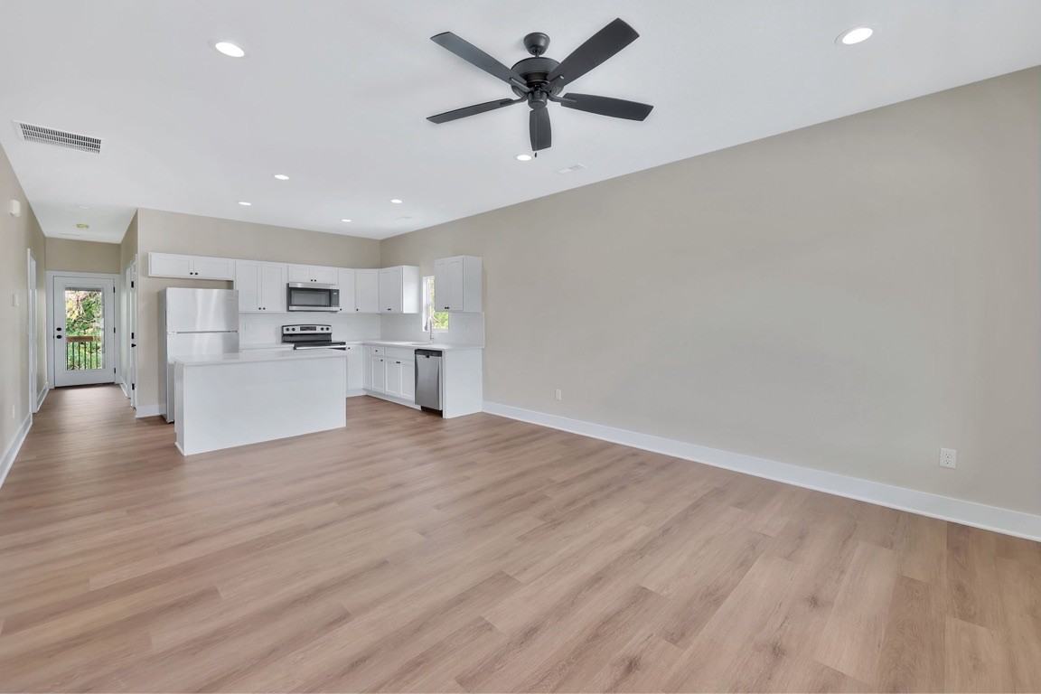 357 Turnpike Rd #1 - Photo 4 of 23