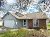 1006 Foxridge Dr - Photo 1 of 1