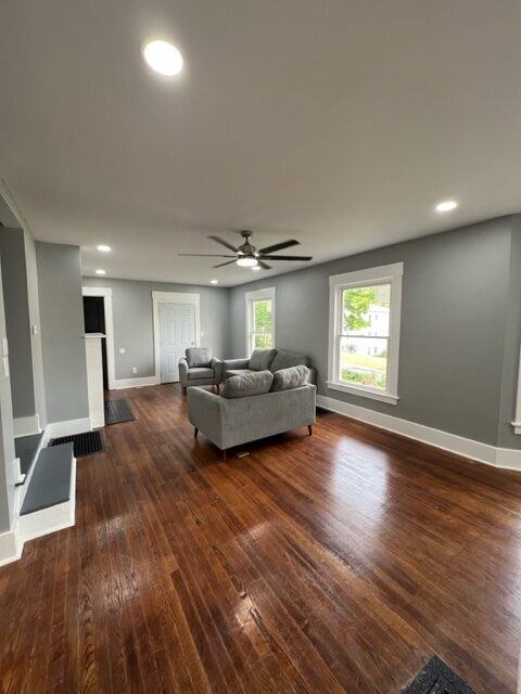 300 Lexington Ave1 #1 - Photo 4 of 26