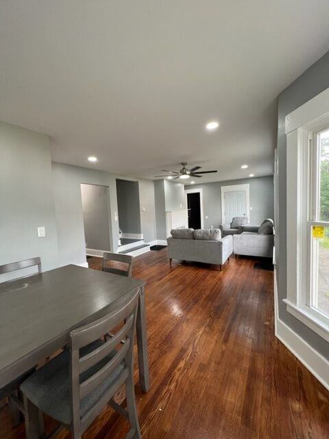 300 Lexington Ave1 #1 - Photo 7 of 26