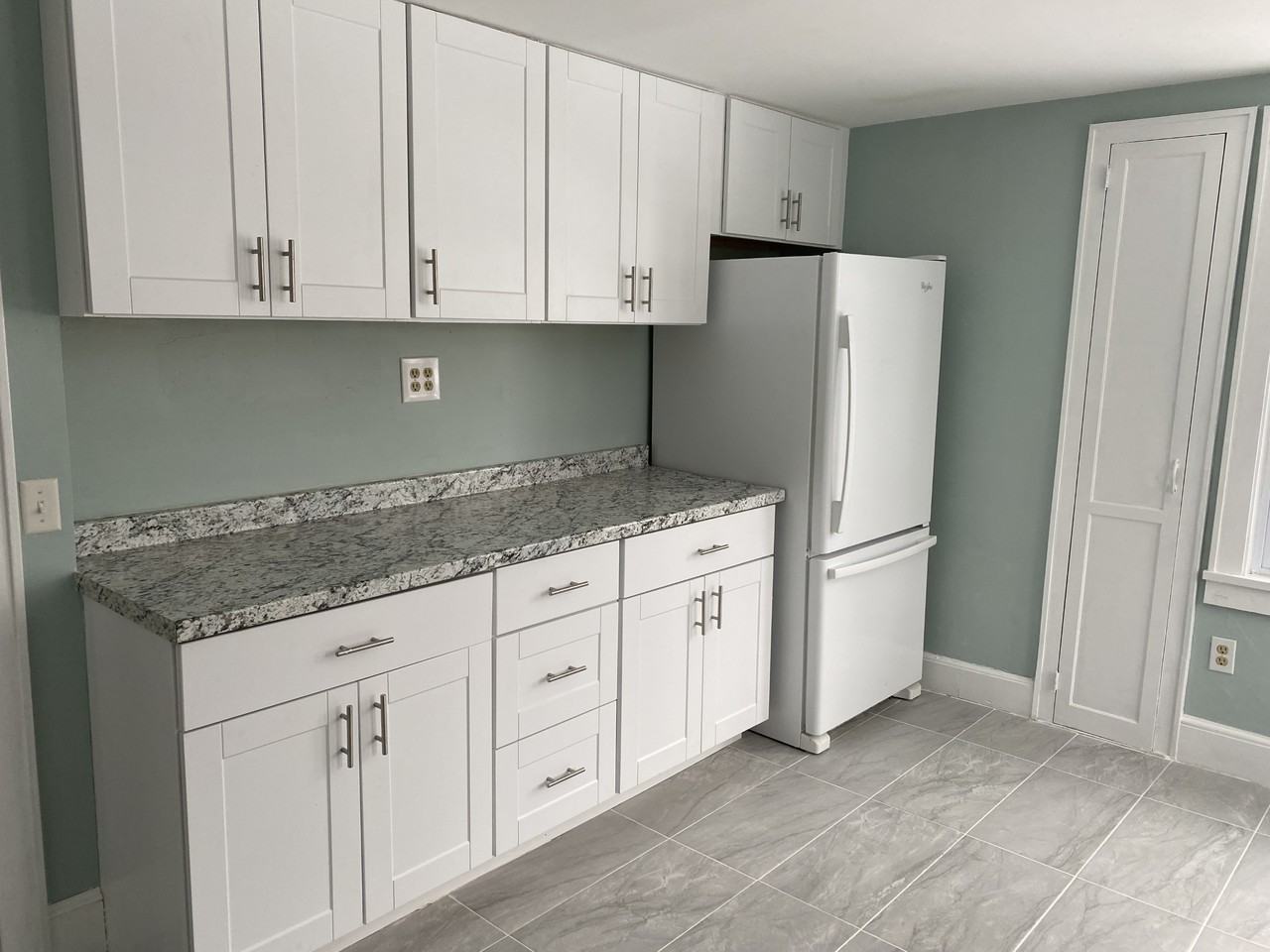 806 Mitchell St #1 - Photo 5 of 25