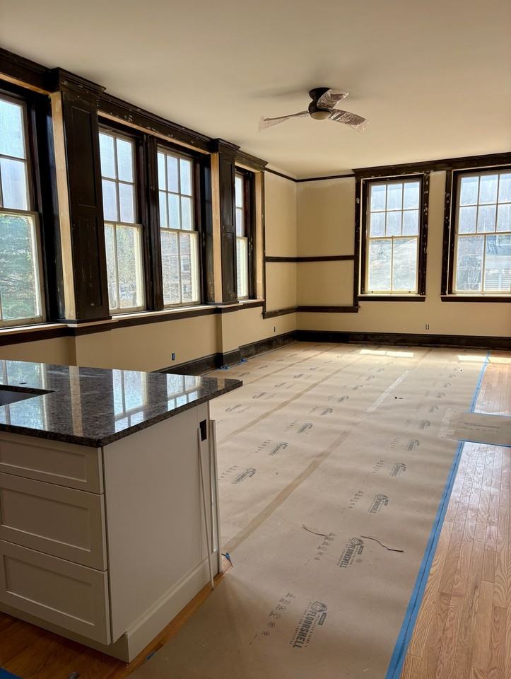 207 Pleasant St #101 - Photo 3 of 14