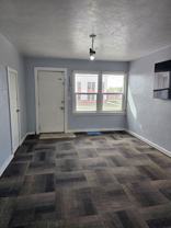 400 N Lincoln - Photo 1 of 1