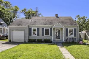 featured image of 54221 Maple Lane Ave #1