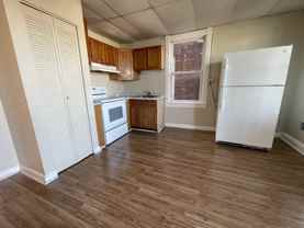 616 W Franklin St #2 - Photo 1 of 1