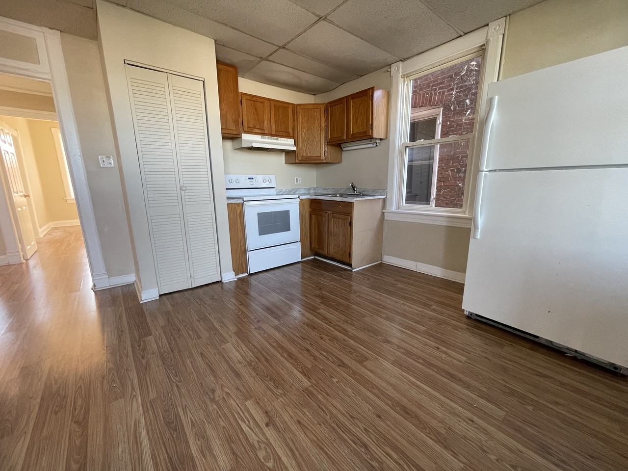 616 W Franklin St #2 - Photo 2 of 14