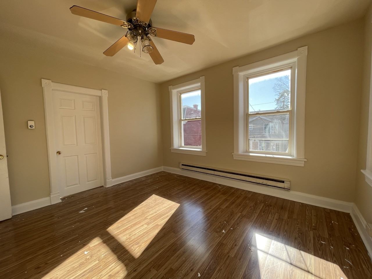 616 W Franklin St #2 - Photo 6 of 14