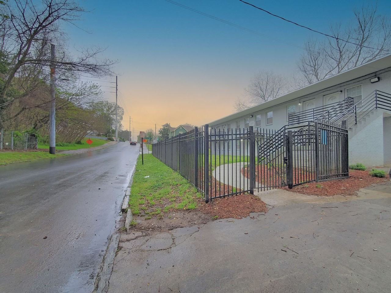 101 101 Sunset Ave NW - 101 Sunset #1 - Photo 2 of 22