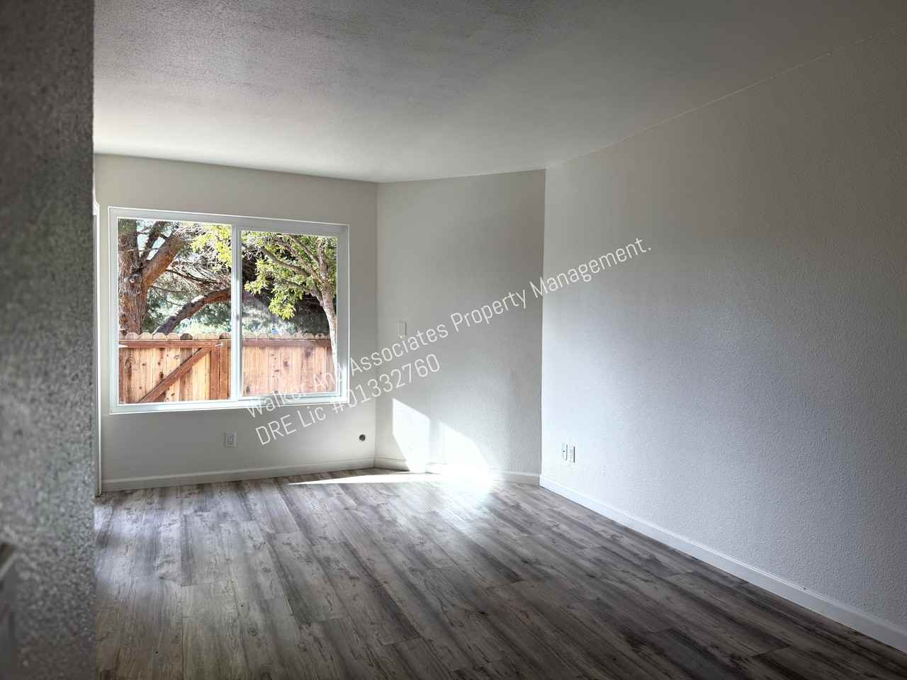 325 E Rice Ranch Rd #1 - Photo 5 of 26