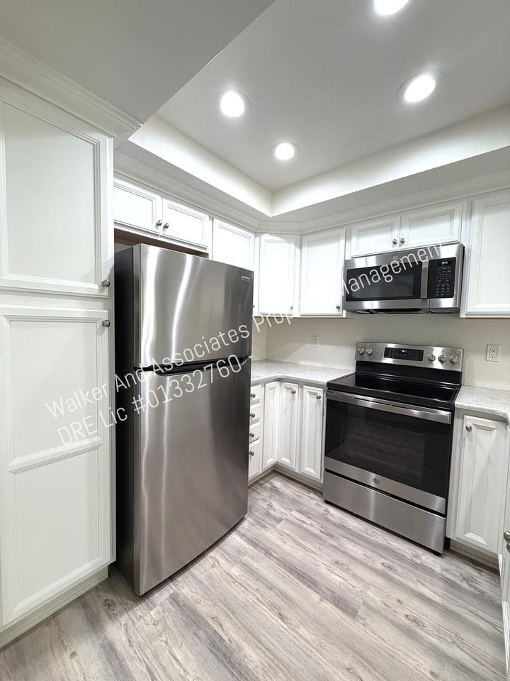 325 E Rice Ranch Rd #1 - Photo 7 of 26