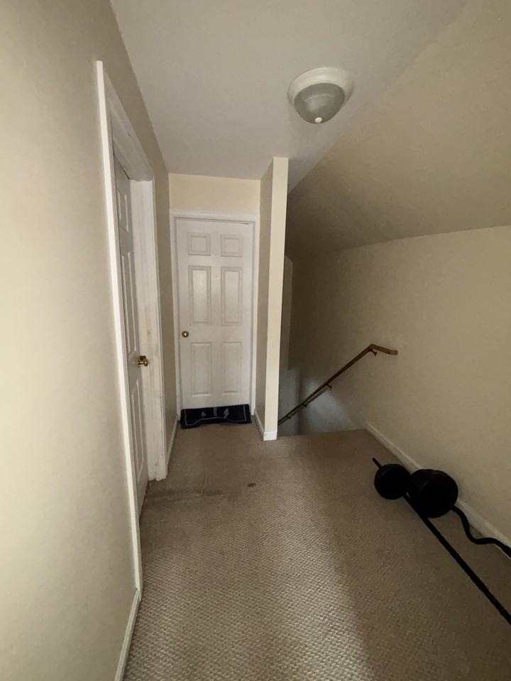 211 N Main St #4 - Photo 2 of 7