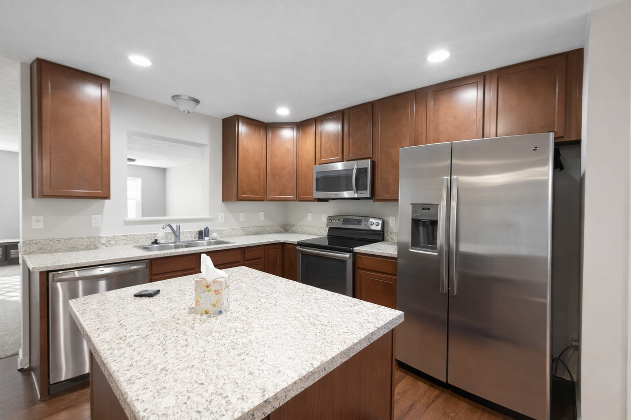 305 Turquoise Ln #1 - Photo 3 of 10