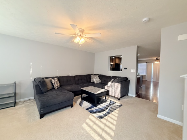 305 Turquoise Ln #1 - Photo 4 of 10