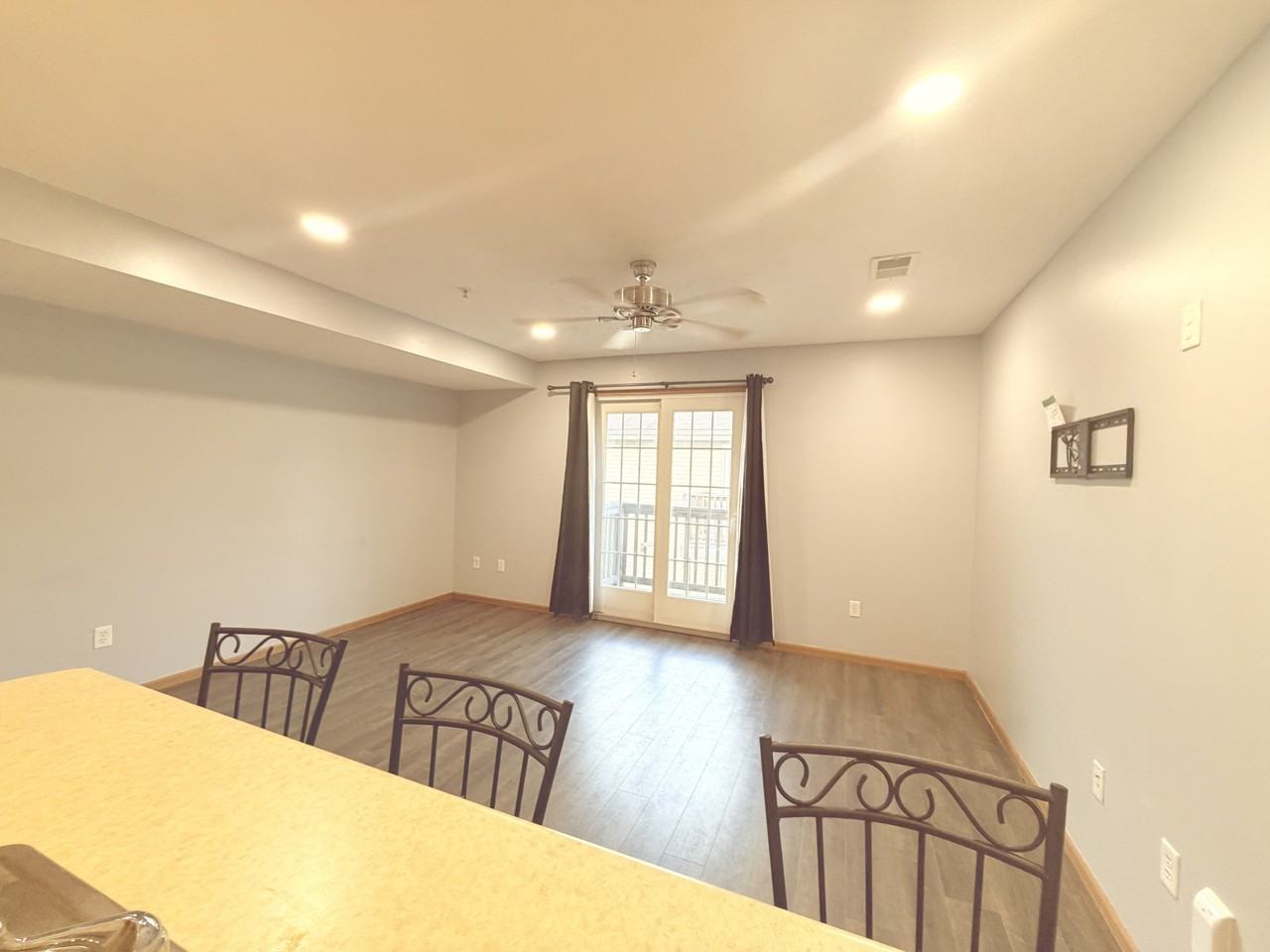 513 Leah Dr #1 - Photo 2 of 6