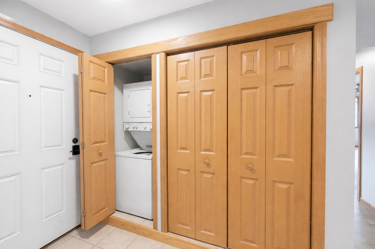 513 Leah Dr #1 - Photo 3 of 6