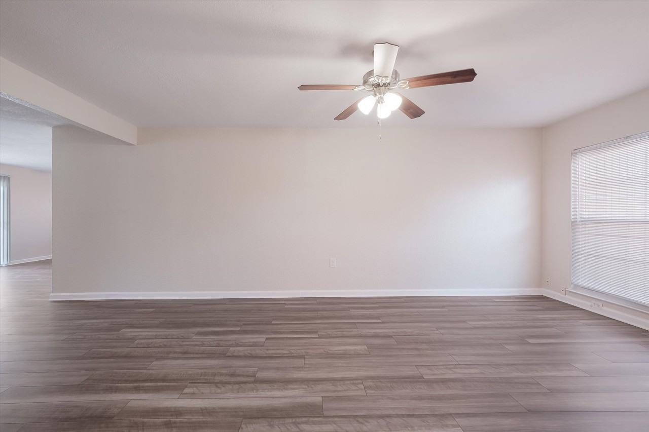 7809 Hollow Oak #1 - Photo 3 of 10