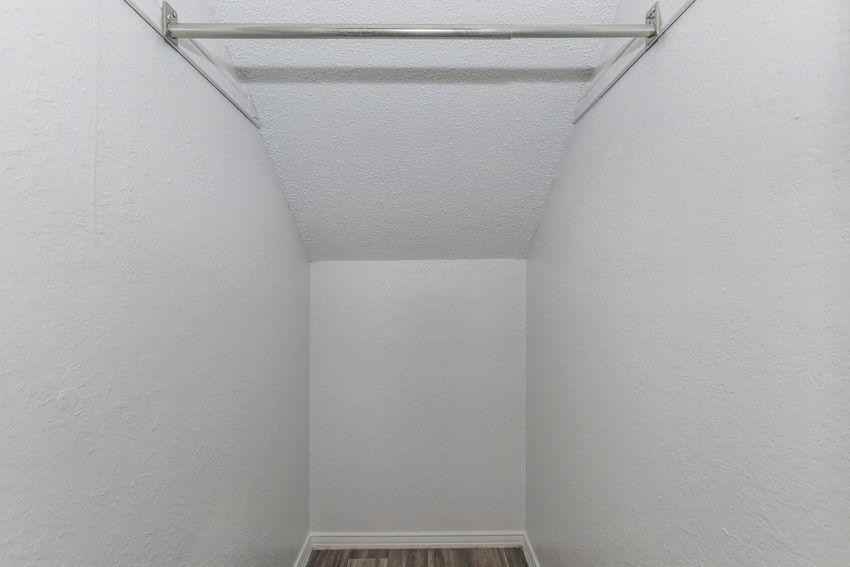 2500 Brown Blvd - Photo 6 of 50