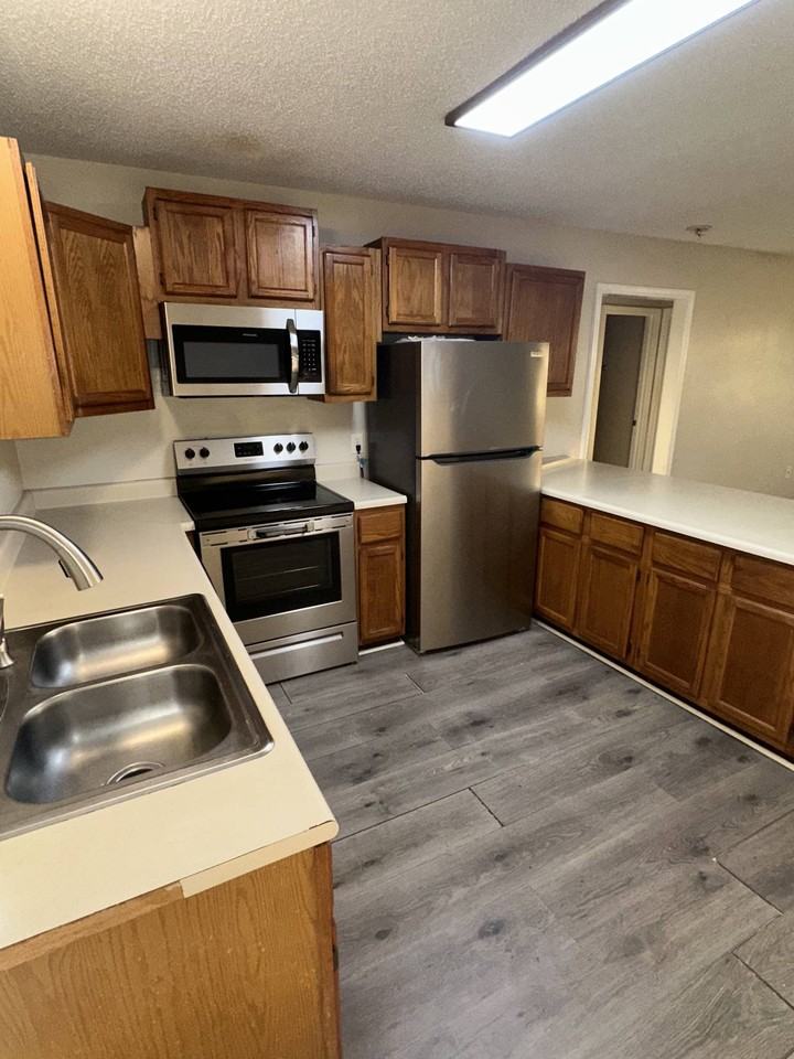 216 S Mulberry StreetUnit 4 #4 - Photo 3 of 8