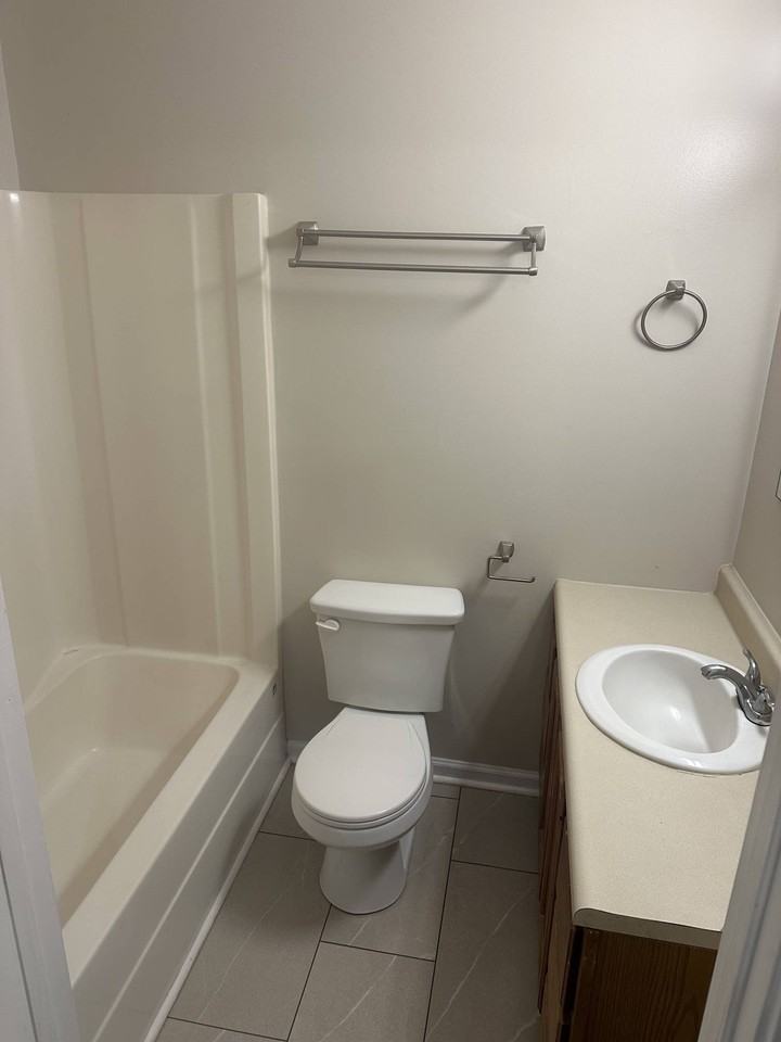 216 S Mulberry StreetUnit 4 #4 - Photo 7 of 8