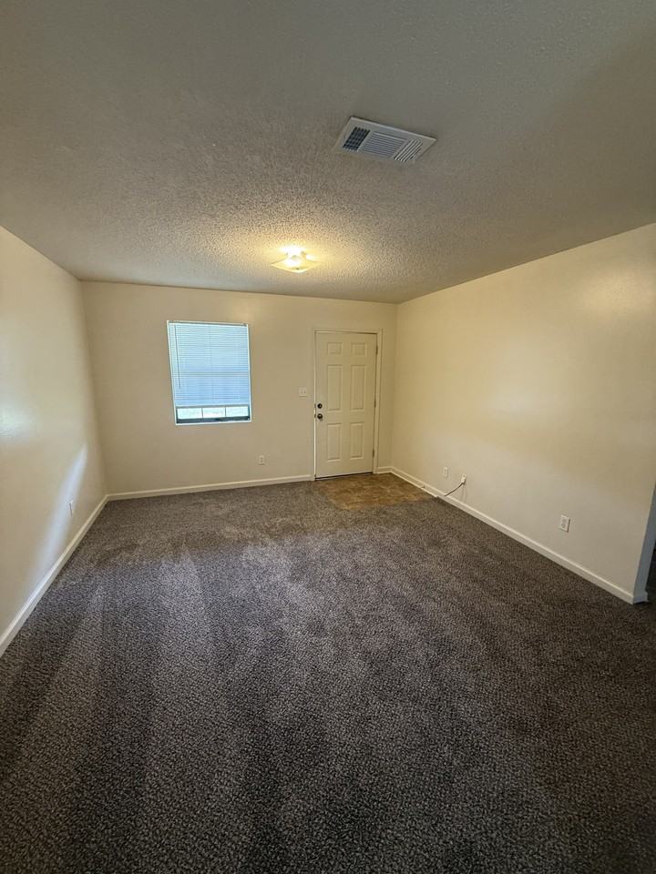 100A Ruth Cv #A - Photo 2 of 9