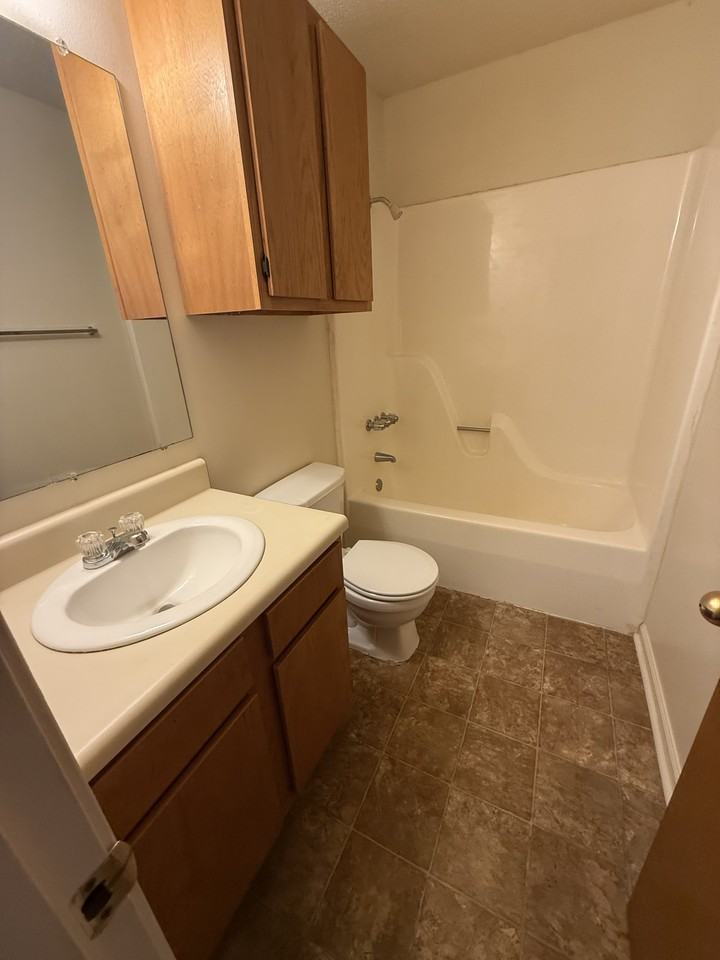 100A Ruth Cv #A - Photo 7 of 9