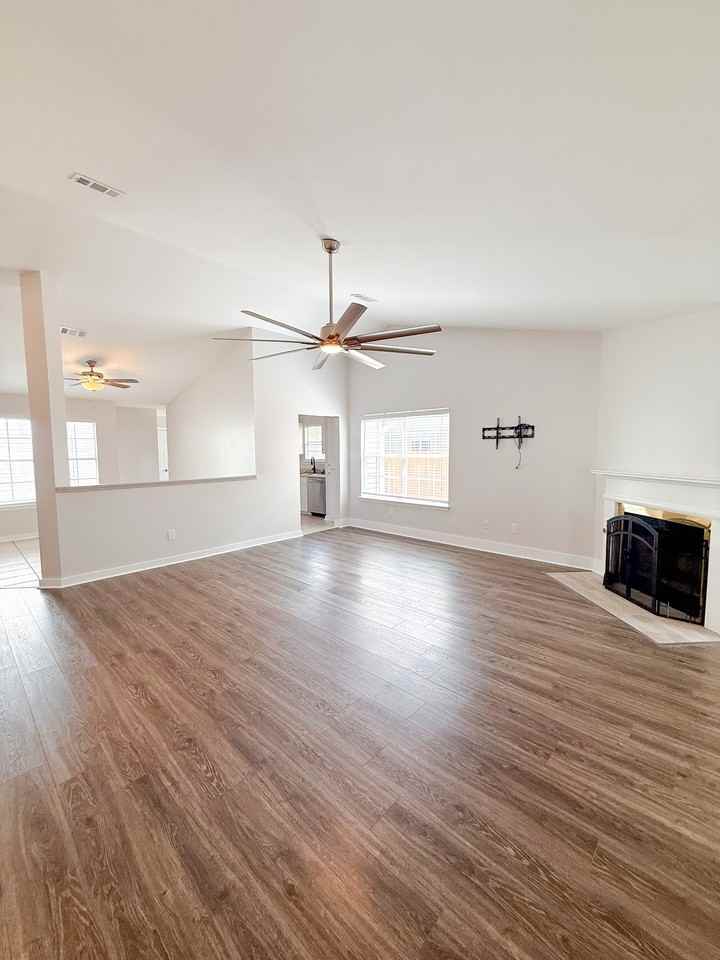 161 Mirabelle Cir #1 - Photo 6 of 45