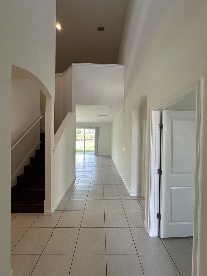 197 Trinity Ridge Cir #NA - Photo 2 of 30