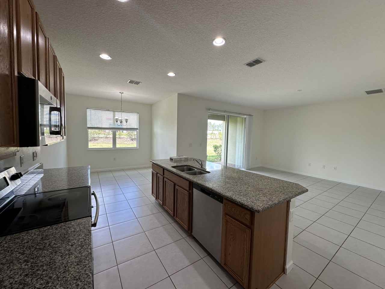 197 Trinity Ridge Cir #NA - Photo 7 of 30