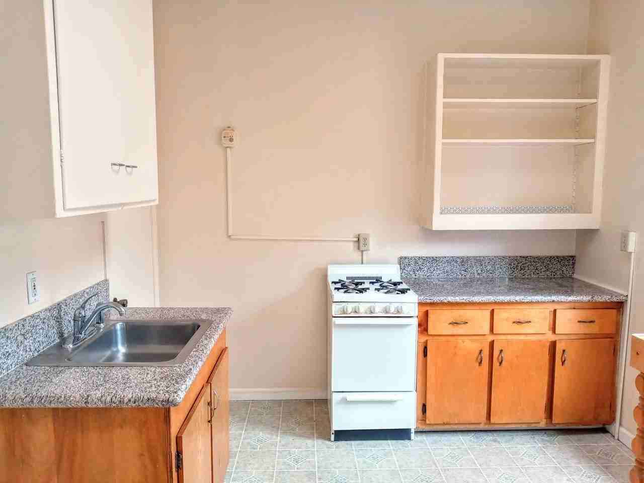 35 N 11th St #3 - Photo 3 of 15