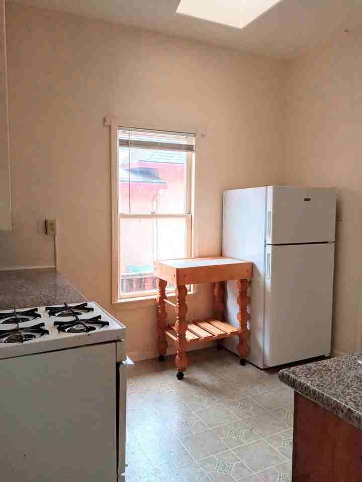 35 N 11th St #3 - Photo 6 of 15