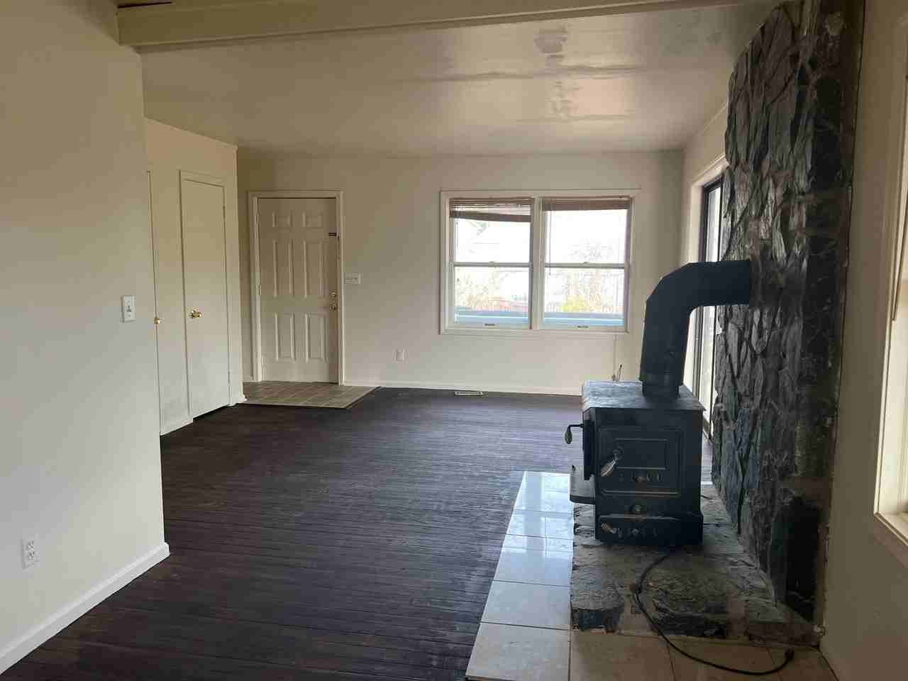 802 Yorktown Blvd - Photo 4 of 13