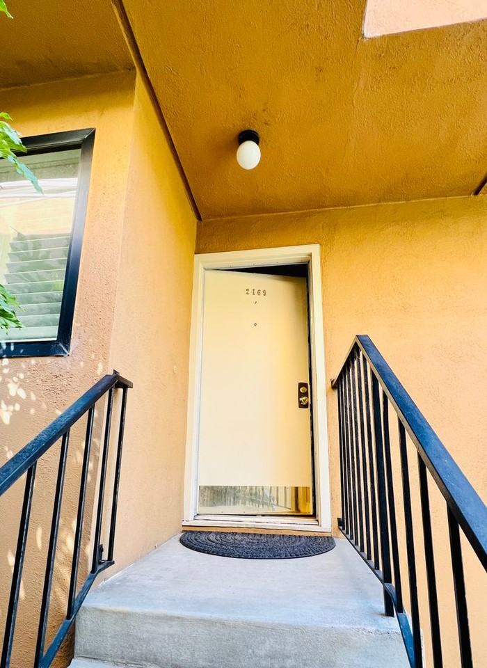 2169 De Anza Blvd - Photo 6 of 50