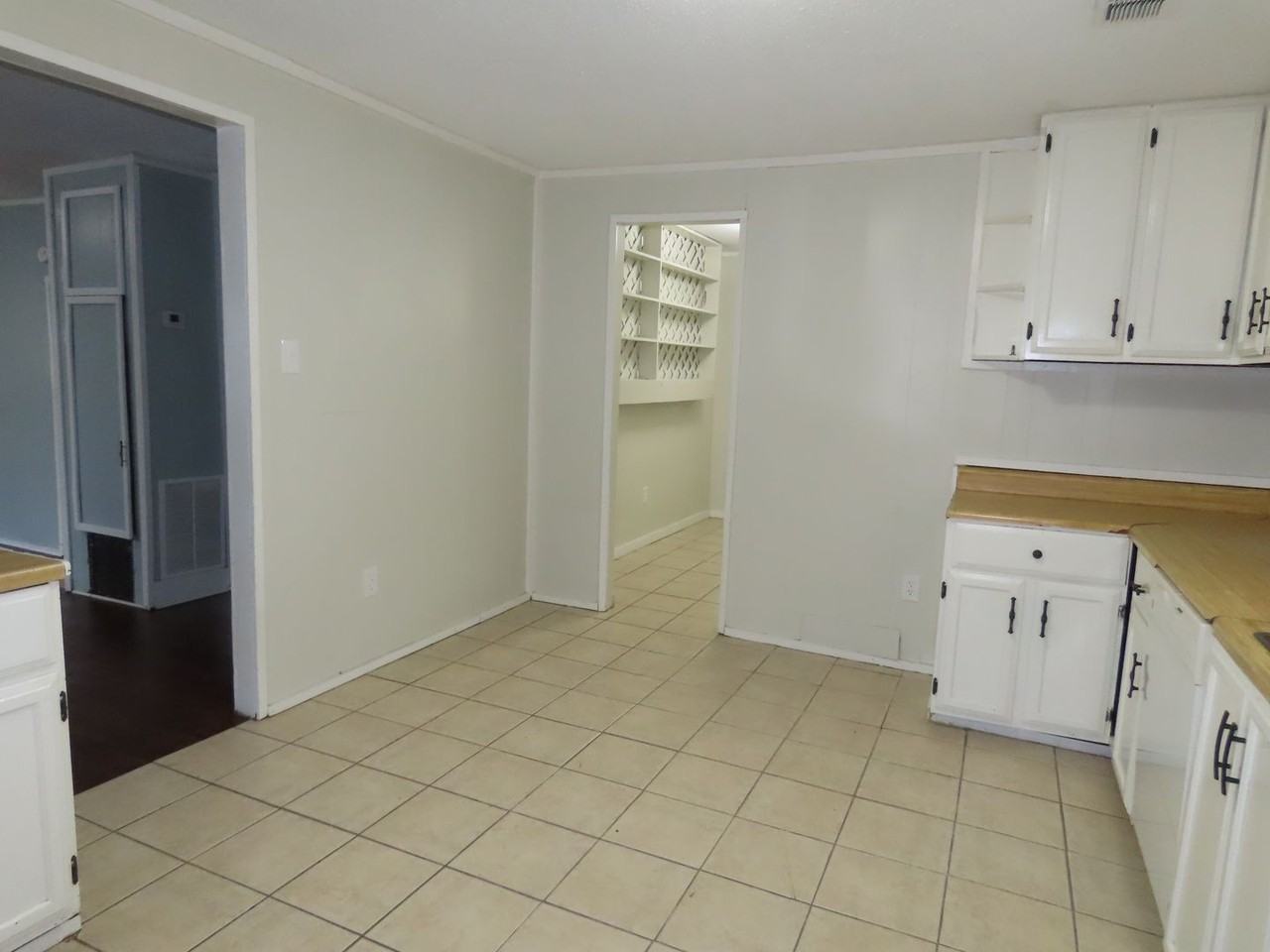 15227 County Road 1134 - Photo 7 of 18