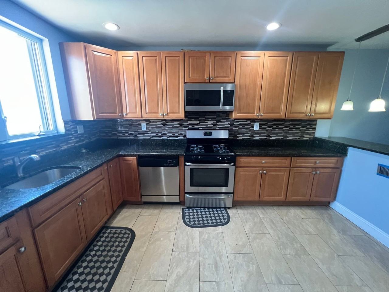 3403 Chippendale Ave - Photo 7 of 13