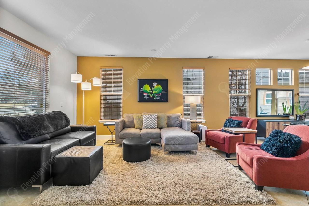 61567 Odell Lake Dr - Photo 4 of 27