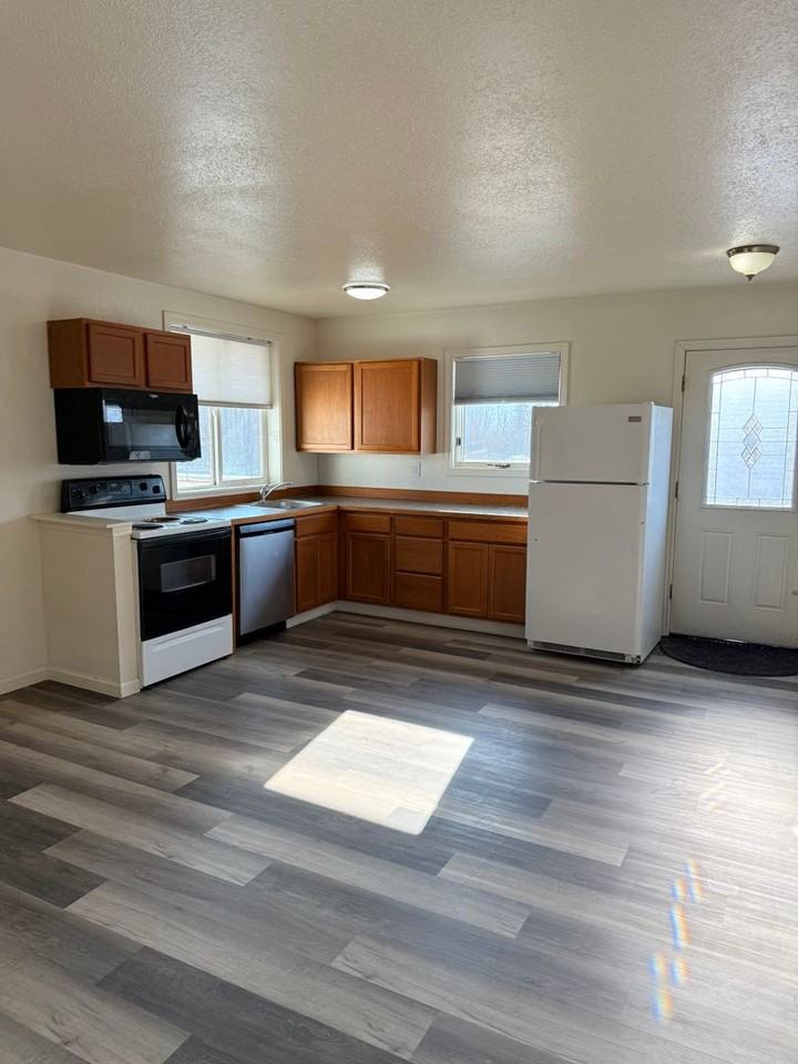 1678 N Williwaw Way - Photo 6 of 7