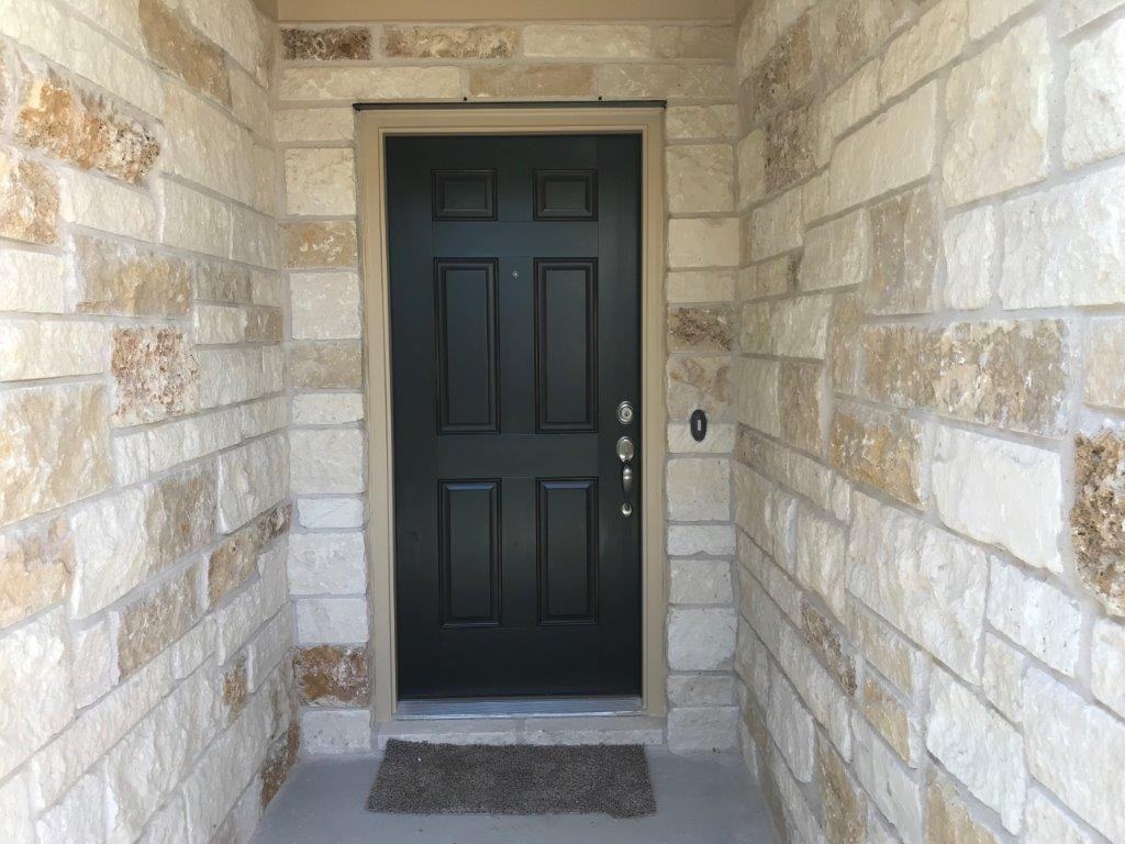 21607 Surrey Ln - Photo 2 of 25