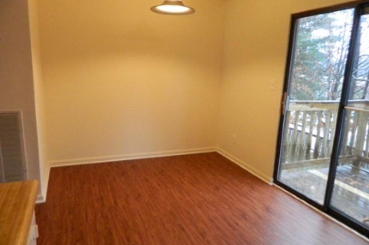 160 Montview Forest Dr - Photo 3 of 5