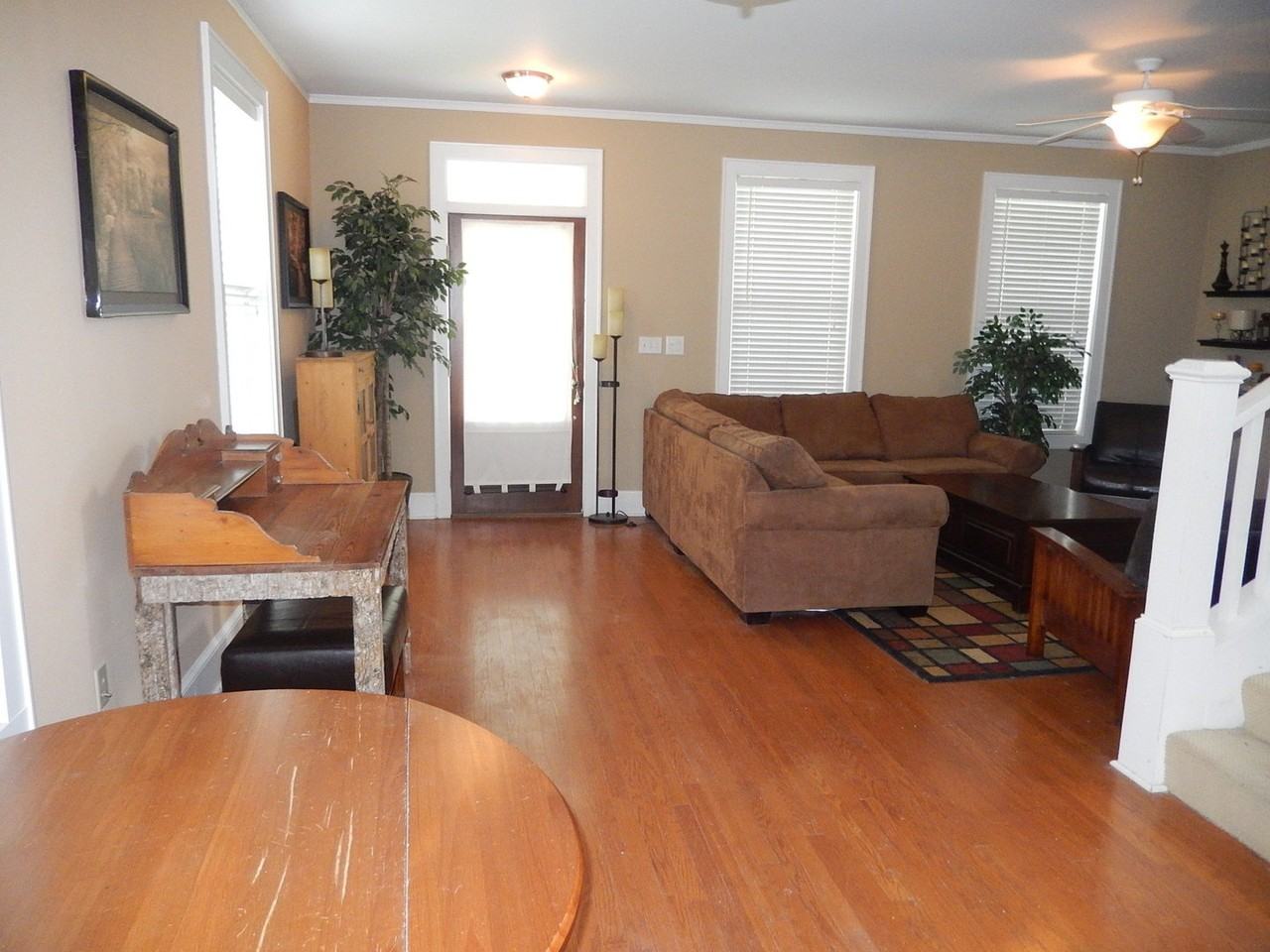 3065 Morningside Dr - Photo 7 of 30