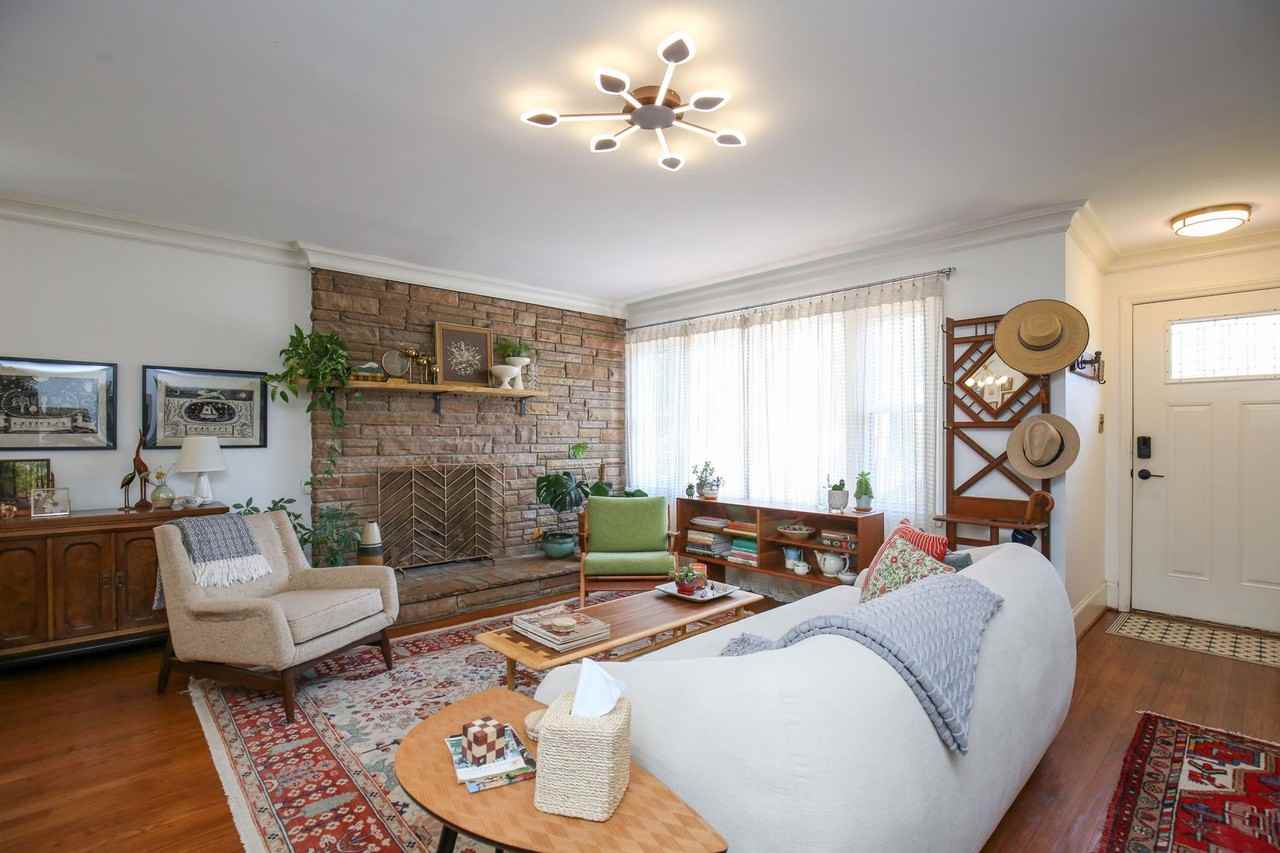 16 S Pettigrew St - Photo 6 of 50