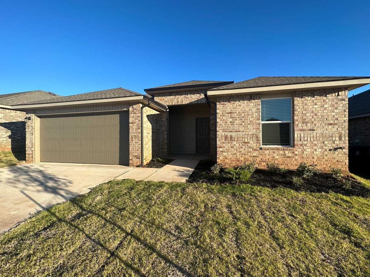 12529 Bending Brook Dr - Photo 3 of 23