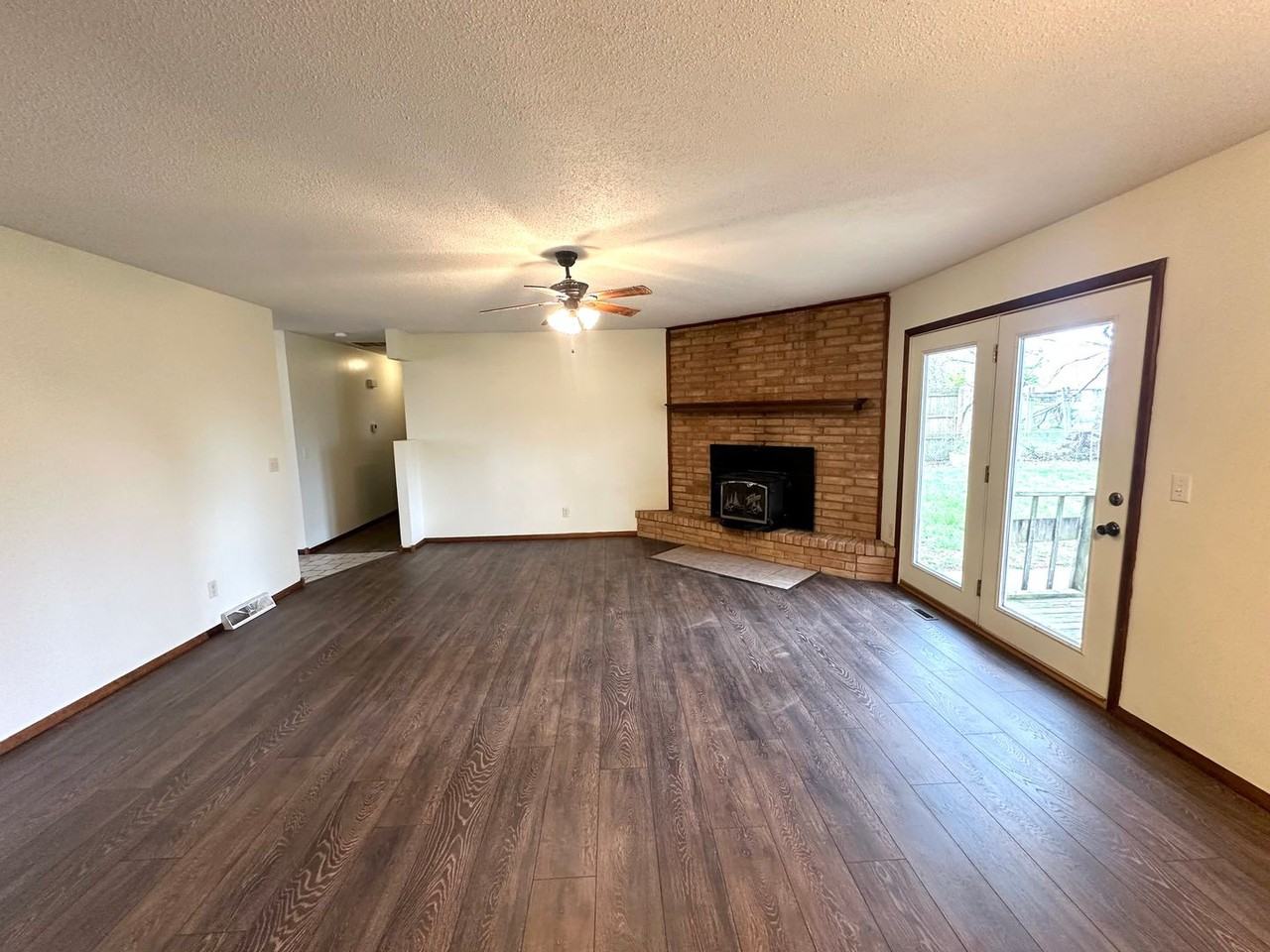 2839 S Dayton Ave - Photo 7 of 26