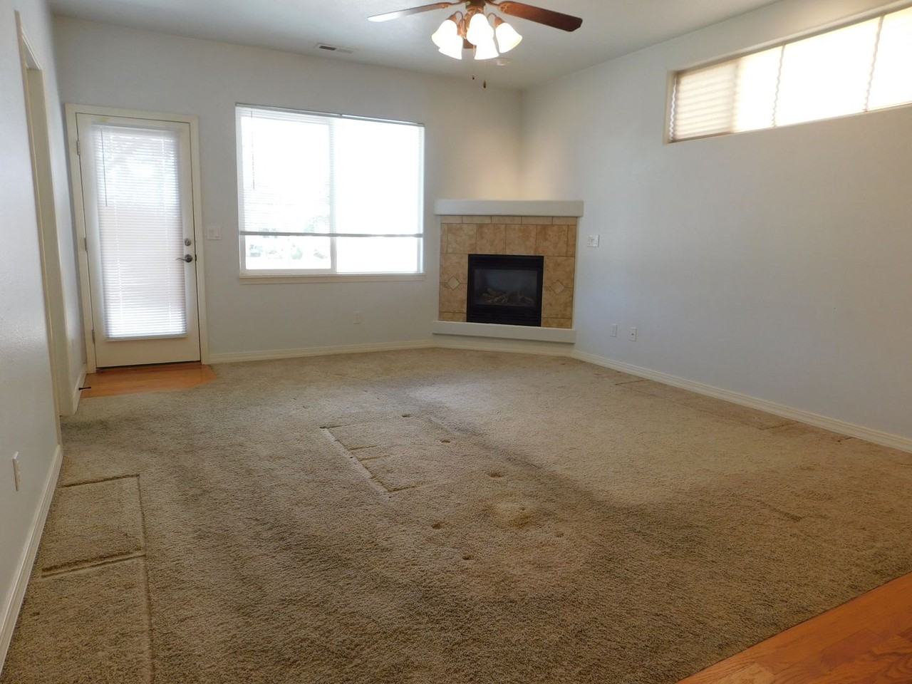 563 1/2 Garden Cress Ct - Photo 3 of 14