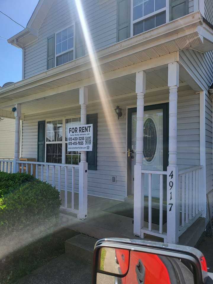 4917 Camborne Cir - Photo 5 of 26