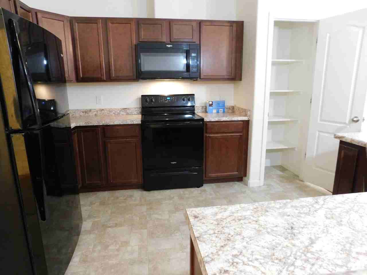 621 Zenith Ln #E - Photo 6 of 19