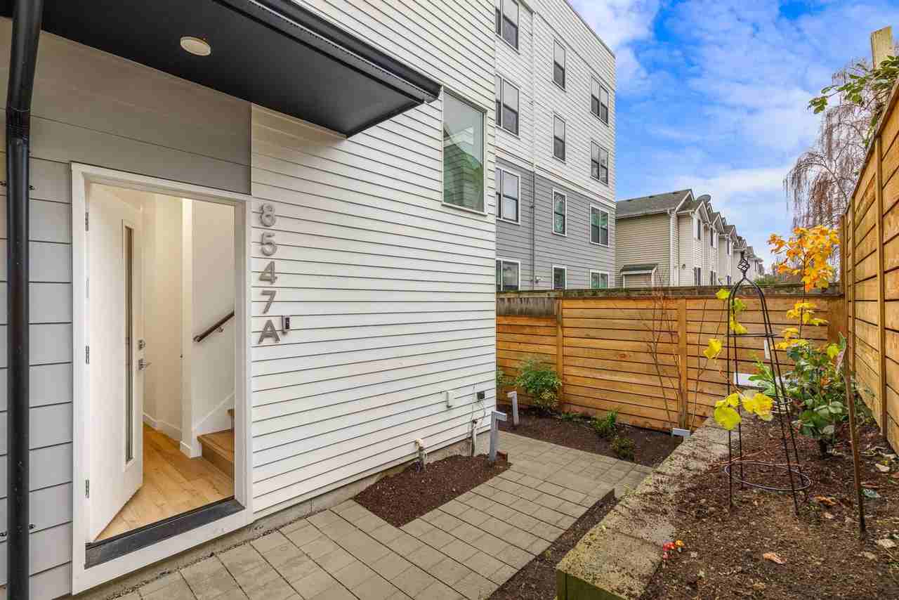 8547 Midvale Ave N - Photo 2 of 16